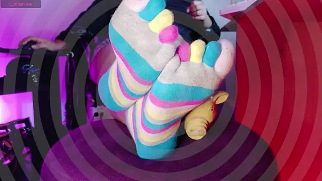 Snapshot of MistressMeg4n chatting on 06-22-26, 11:57 MistressMeg4n online show from 06-22-26, 11:57