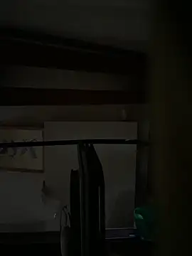 la chiennete online show from 10-27-25, 08:40