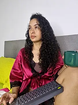 angela  98 online show from 12-17-25, 11:38