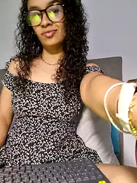angela  98 online show from 05-22-26, 12:44
