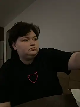 ihaveasecret  online show from 01-22-25, 09:32