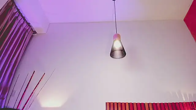 NoraDasilva online show from 02-26-25, 02:59