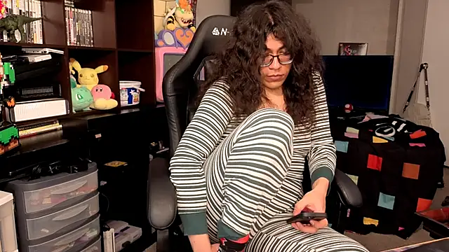 ShinyCherub online show from 11-07-25, 01:16