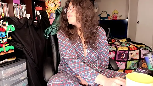 ShinyCherub online show from 02-11-26, 04:06