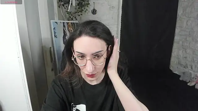 Snapshot of Mayala__ chatting on 02-03-25, 06:07 Mayala   online show from 02-03-25, 06:07