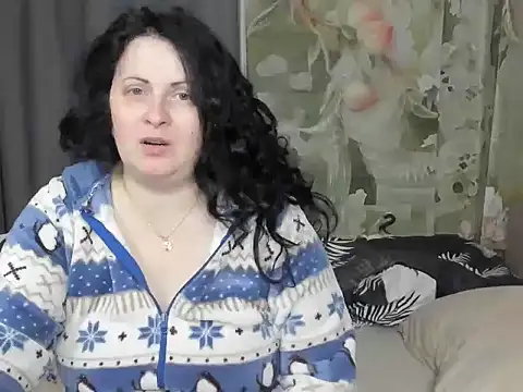 Lillian2 online show from 05-01-26, 01:43