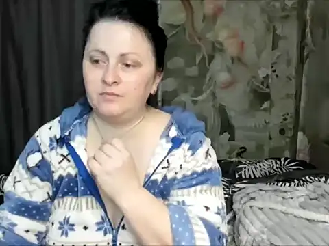Lillian2 online show from 05-07-26, 05:18