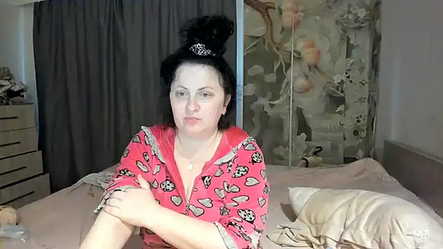 Lillian2 online show from 07-09-26, 02:32