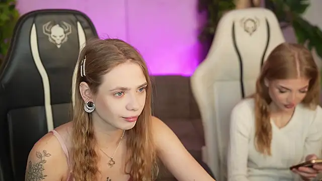 Angy Netal online show from 10-20-25, 06:47