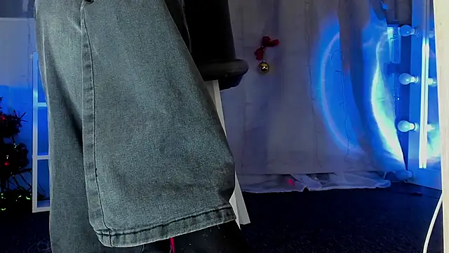 MipsyMipson online show from 12-29-24, 01:49