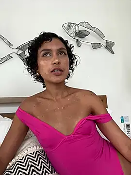 AnaRoxane  online show from 06-25-26, 06:56