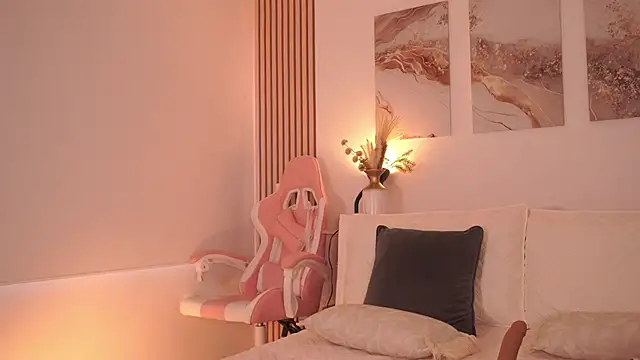 LillyThompson online show from 03-09-26, 10:03