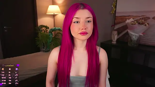 ShirleyCarolyn online show from 12-12-24, 07:37