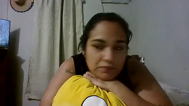 Snapshot of hotsasha12 chatting on 05-30-26, 06:49 hotsasha12 online show from 05-30-26, 06:49