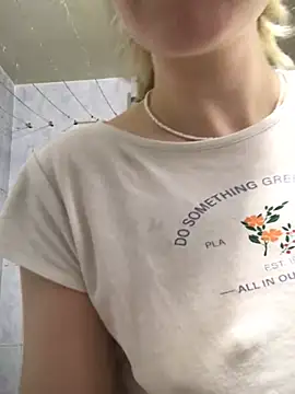 Snapshot of _Sweet_Love_ chatting on 12-29-24, 12:41 Sweet Love online show from 12-29-24, 12:41