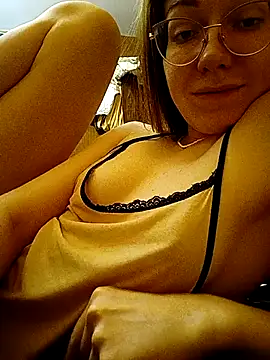 Snapshot of _Sweet_Love_ chatting on 02-11-25, 06:11 Sweet Love online show from 02-11-25, 06:11