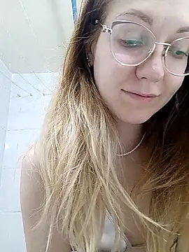 Snapshot of _Sweet_Love_ chatting on 02-25-25, 10:39 Sweet Love online show from 02-25-25, 10:39