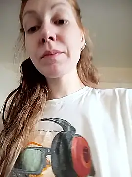 Snapshot of _Sweet_Love_ chatting on 02-04-26, 12:44 Sweet Love online show from 02-04-26, 12:44