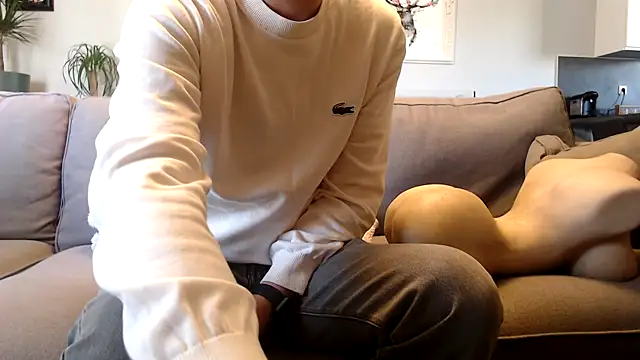 freddy0222222 online show from 04-22-26, 10:50