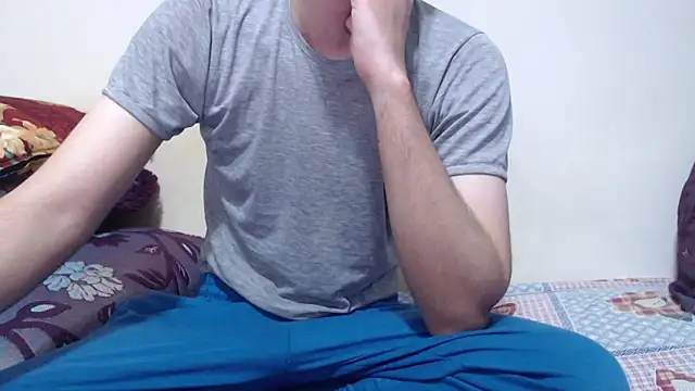 Alexdelarge323 online show from 05-12-26, 02:25