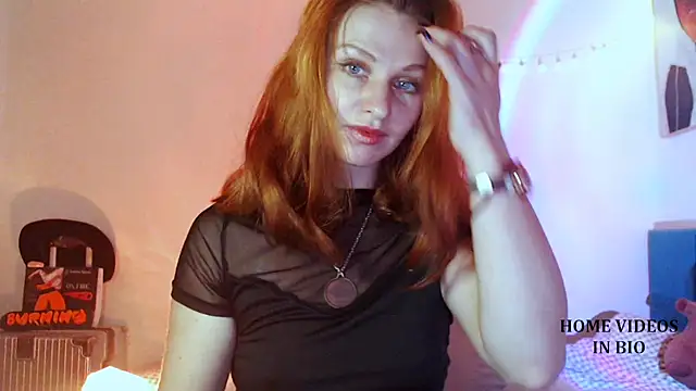 Snapshot of Cassie_Wild chatting on 02-12-26, 11:49 Cassie Wild online show from 02-12-26, 11:49