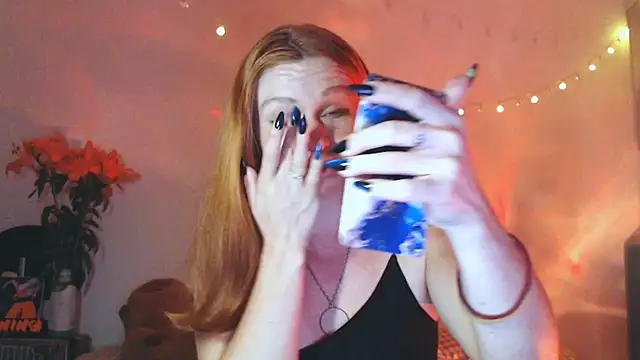 Cassie Wild online show from 03-11-26, 10:21