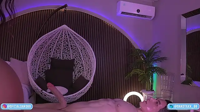 Dakota Lee online show from 09-10-25, 02:22