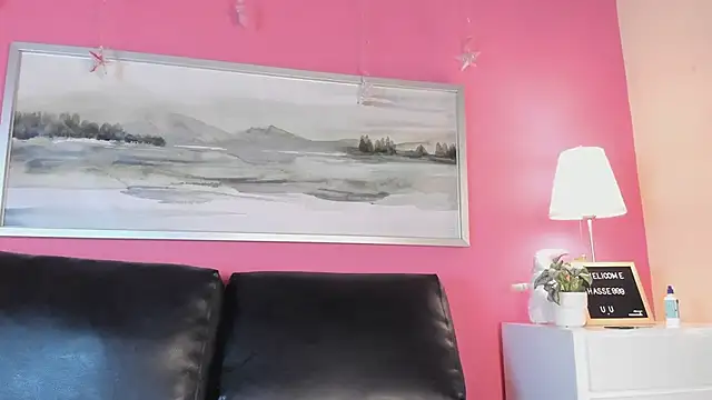 Tiffanysurez  online show from 03-07-25, 10:10