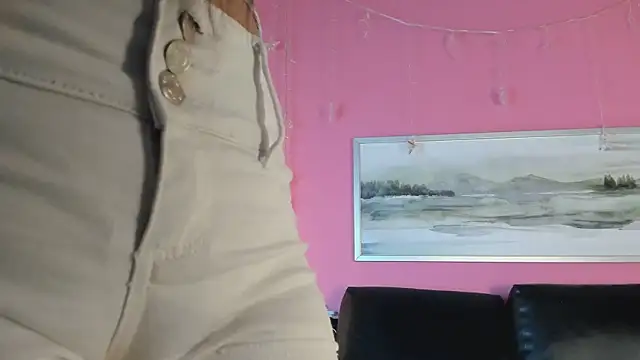 Tiffanysurez  online show from 03-14-25, 07:01