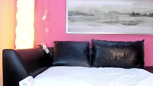 Tiffanysurez  online show from 09-13-25, 08:19