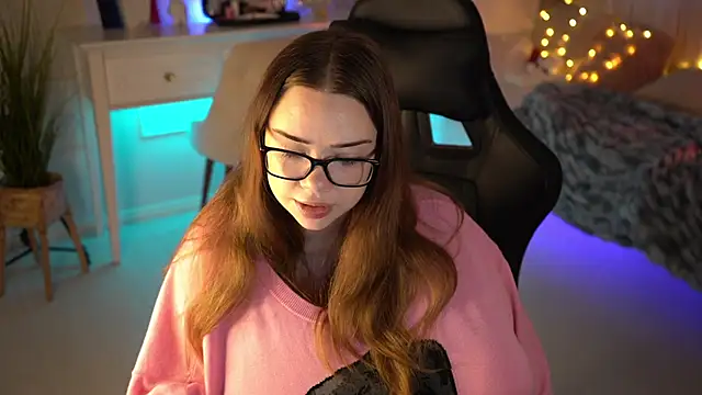 VixenMia online show from 02-08-25, 03:19