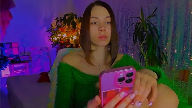 poli   online show from 12-15-25, 04:11