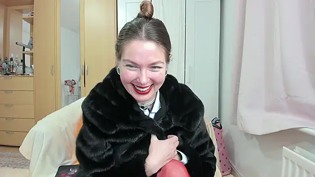 Snapshot of Rolla_Coaster chatting on 01-09-25, 04:08 Rolla Coaster online show from 01-09-25, 04:08