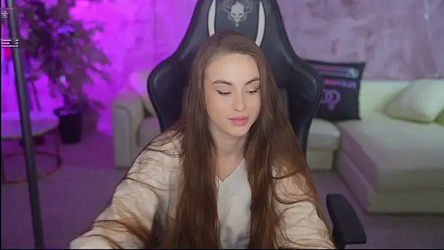 Snapshot of Elice_Dream chatting on 11-22-25, 11:53 Elice Dream online show from 11-22-25, 11:53