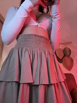 Im Valentina online show from 10-30-25, 10:54