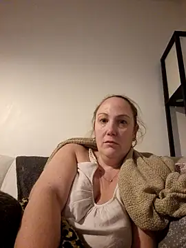 Wisie Cutie online show from 12-10-24, 10:47