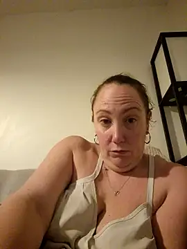 Wisie Cutie online show from 12-14-24, 06:09