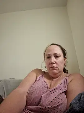 Wisie Cutie online show from 03-16-25, 03:17