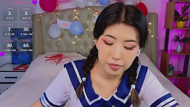 Snapshot of Wendy__Hills chatting on 02-12-25, 03:49 Wendy Hills online show from 02-12-25, 03:49