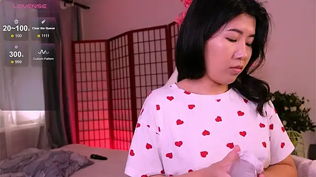 Snapshot of Wendy__Hills chatting on 09-13-25, 06:02 Wendy Hills online show from 09-13-25, 06:02