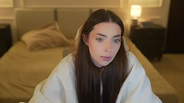 Snapshot of Kate054 chatting on 10-12-25, 10:14 Kate054 online show from 10-12-25, 10:14