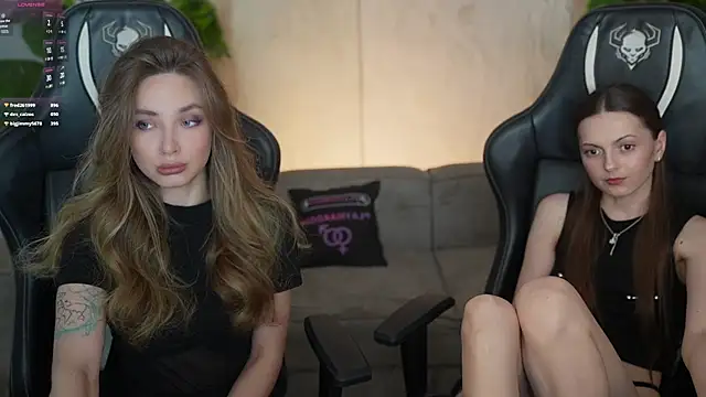 Snapshot of Kisasolo chatting on 02-18-26, 04:14 Kisasolo online show from 02-18-26, 04:14