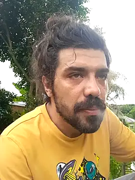 Snapshot of CrisSexShy chatting on 11-16-25, 06:24 CrisSexShy online show from 11-16-25, 06:24