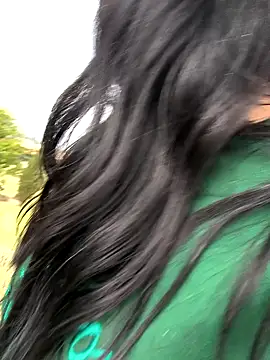 i am nina  online show from 02-06-25, 09:49