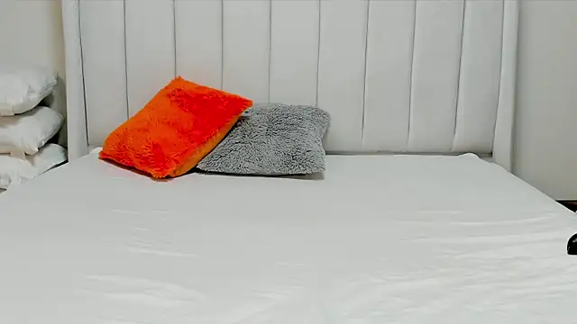  heavenlysent online show from 04-22-26, 04:37