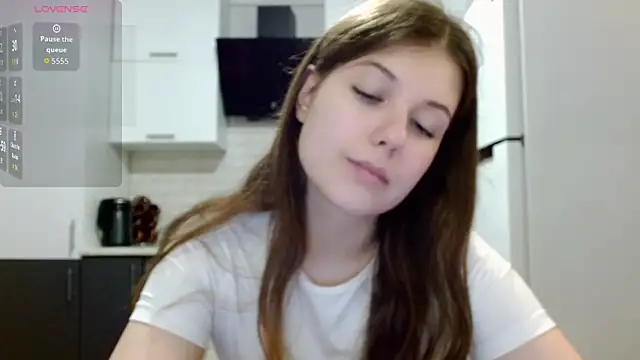 SayMeow  online show from 04-11-26, 07:29