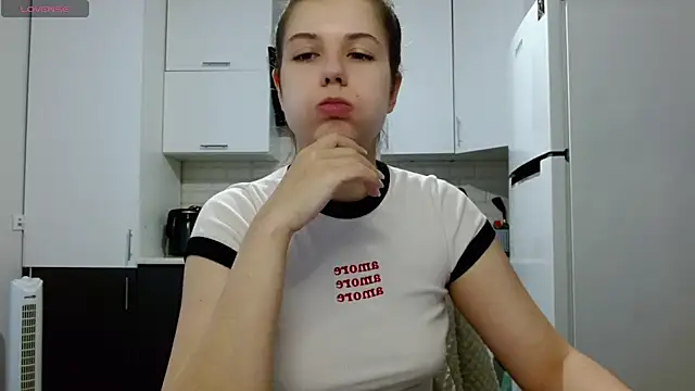 SayMeow  online show from 06-30-26, 04:46