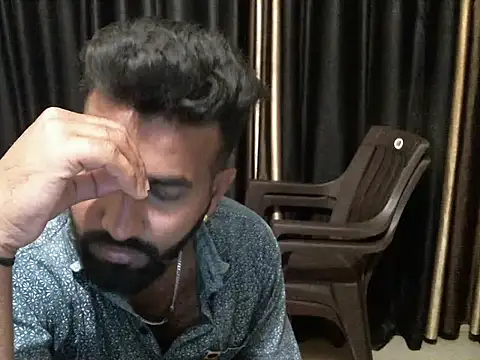 Snapshot of indian2 chatting on 03-03-25, 04:56 indian2 online show from 03-03-25, 04:56