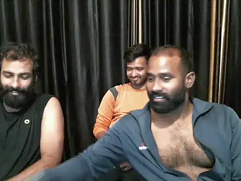 Snapshot of indian2 chatting on 03-12-25, 04:51 indian2 online show from 03-12-25, 04:51