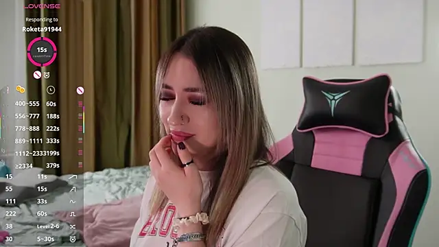 Fiona-Love online show from 11-15-25, 03:19